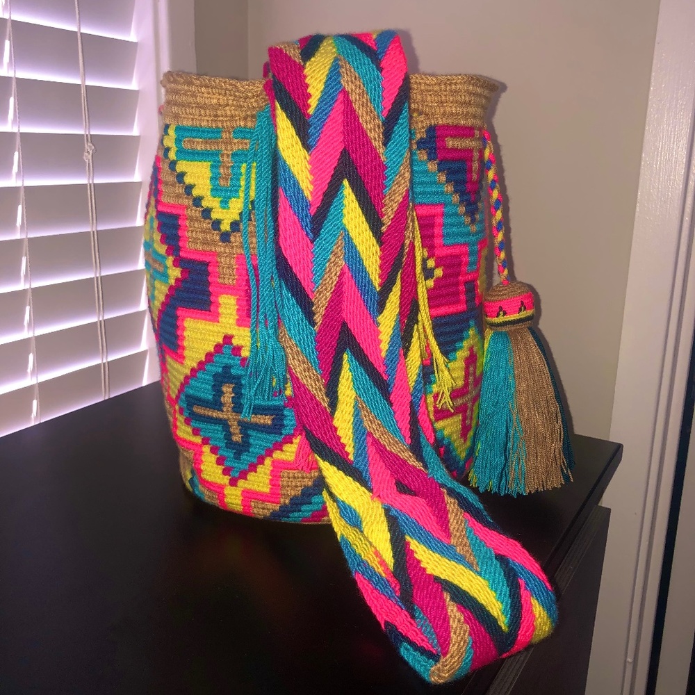 Authentic Wayuu Matizado bag / Multicolored crosses / size L / Handmade bag - Picture 4 of 7